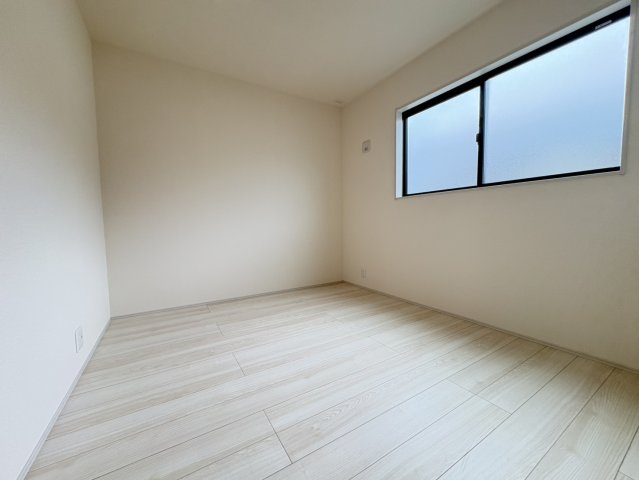 新築戸建　富士宮市小泉2期　全1棟の洋室