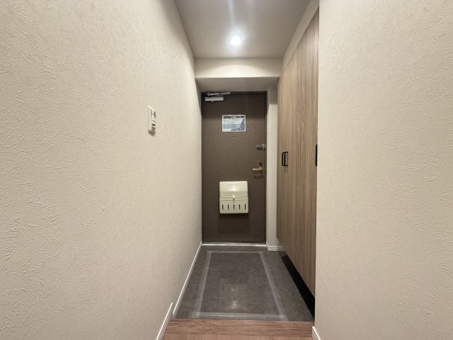 モアステージ綾瀬の玄関