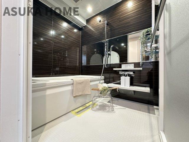  レックス横浜上大岡の居間・リビング|ご家族の時間を長く過ごすリビング。現地でしかわかない情報もあるので是非一度ご見学下さい。