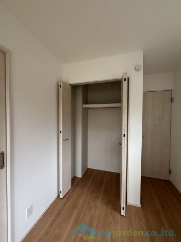 平塚市豊田宮下　全２棟B号棟の収納