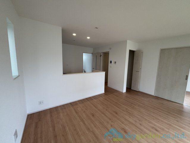 平塚市豊田宮下　全２棟B号棟のキッチン