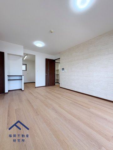 アンピール空港南の居間・リビング