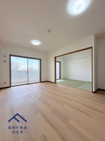 アンピール空港南の居間・リビング