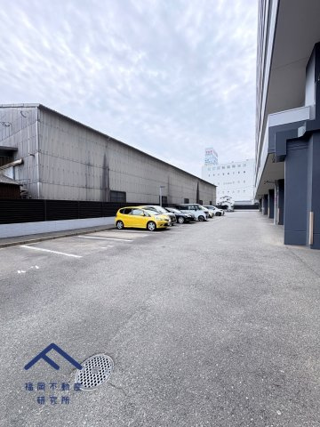 アンピール空港南の駐車場