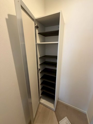 ELEGANTE宝塚の収納