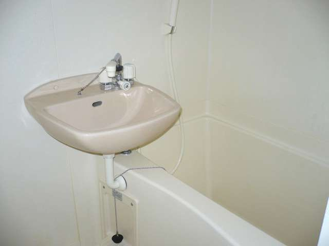 レオパレスＭＡＭＩの浴室