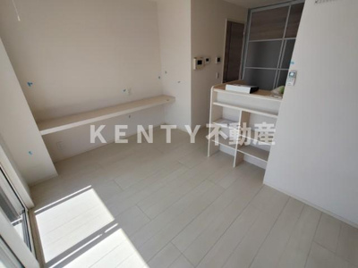 【洋室】 | East AvenueB | ゆったりした洋室です