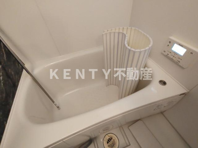 【浴室】 | East AvenueB | ゆったり過ごせるお風呂です