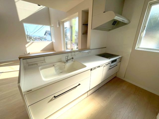 佐伯区屋代3丁目　№34893のキッチン|手元が隠せる、便利な
カウンターキッチンです。