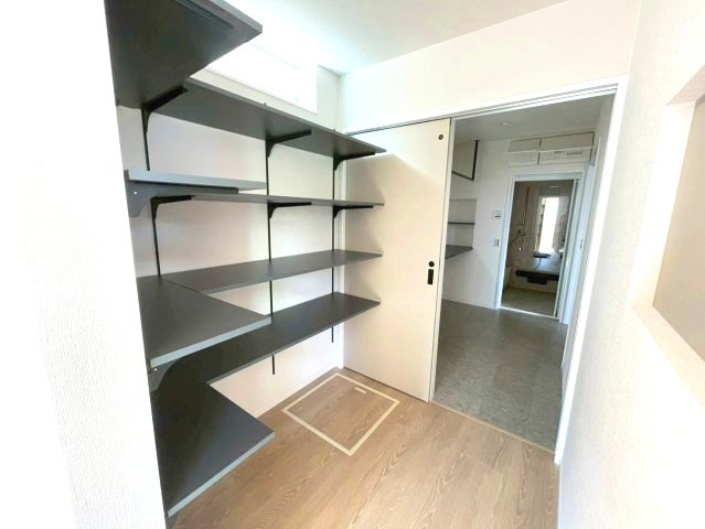 佐伯区屋代3丁目　№34893の収納|大容量収納室。
なんでも収納できます◎