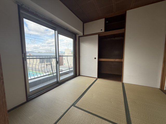 室町スカイハイツの和室