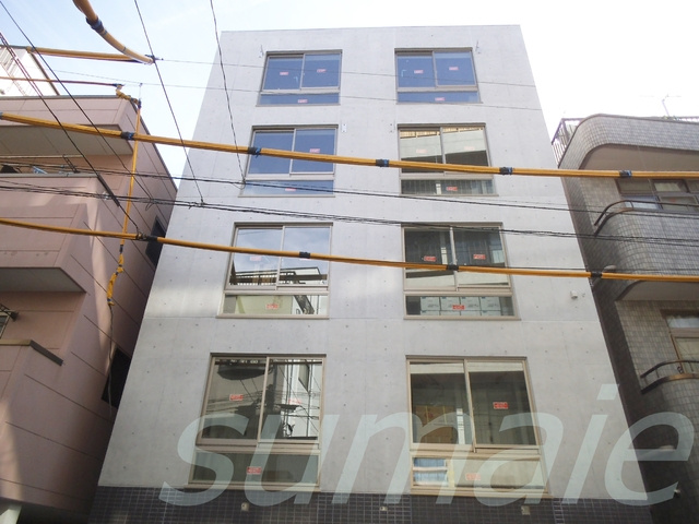 コローナ赤羽の外観|お洒落なデザイナーズ物件です！