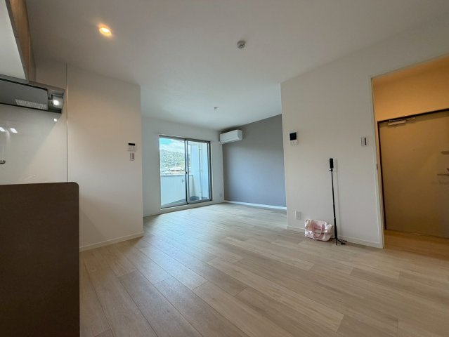 ELEGANTE宝塚の居間・リビング