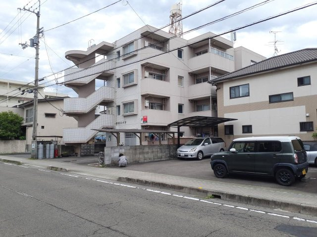 湯渡ハイツ　一棟売りの外観