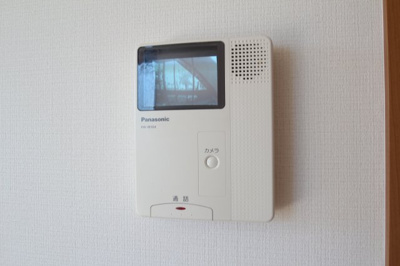 【セキュリティ】 | エターナルG | 来訪者はモニターでチェックして下さい