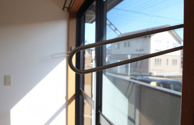  | エターナルG | 梅雨・花粉の時期に大活躍の室内物干し器が付いてます