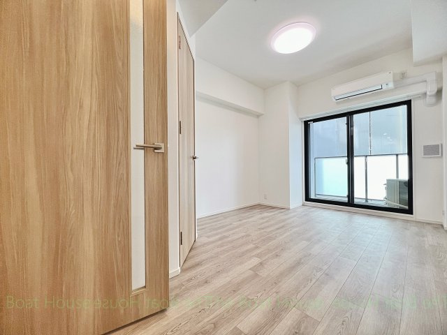 S-RESIDENCE浅間町駅前axial(アクシャル)の洋室