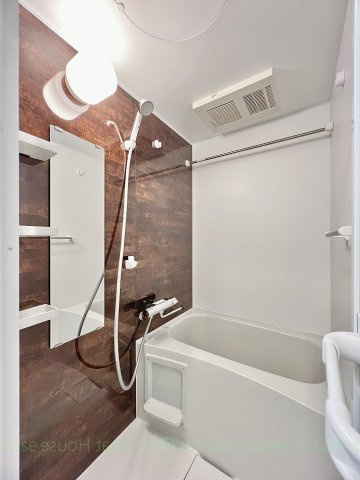 S-RESIDENCE浅間町駅前axial(アクシャル)の浴室