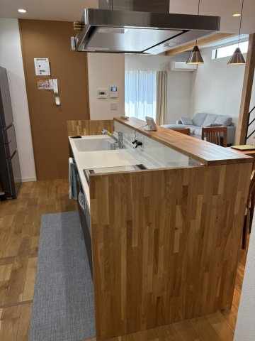 ６６７０５　岐阜市茜部新所中古戸建のキッチン