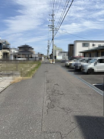 ６６７０５　岐阜市茜部新所中古戸建の前面道路含む現地写真