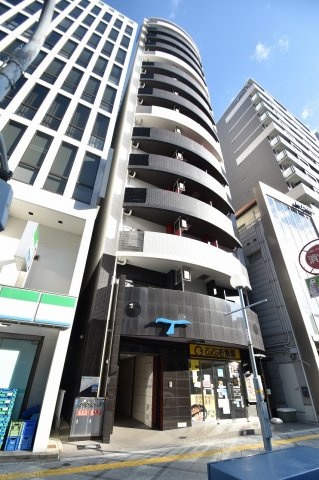 セレニテ梅田ルフレの外観