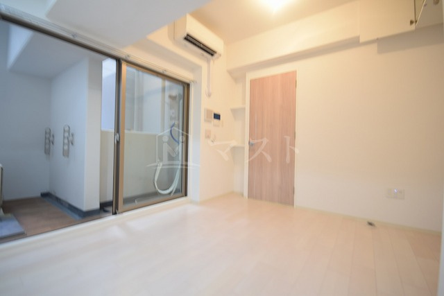 セレニテ梅田ルフレの内装