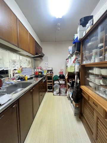 エクレール岩槻弐番館のキッチン|3口ガスコンロ付きの奥様には嬉しいキッチン