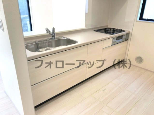 リーブルガーデン神戸市垂水区仲田2期のキッチン|お料理しやすいキッチンです