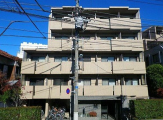 【外観】 | 鉄筋コンクリート造のがっちりとした建物。