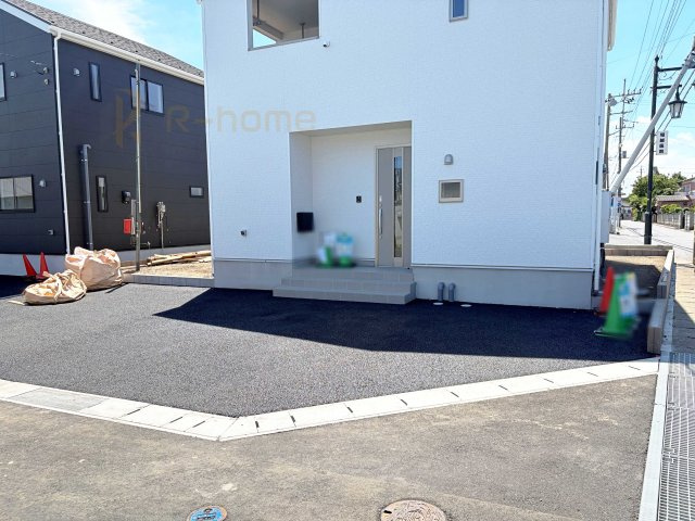 東茨城郡茨城町長岡第4　新築戸建て　1号棟の駐車場|カースペースは2台お停めいただけます♪