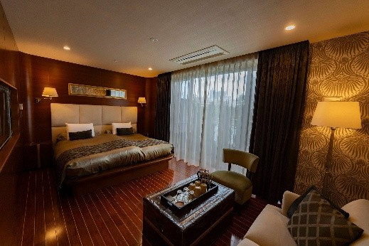 【オーナーズキャビン（ゲストルーム）(1F)】趣の違う3つのゲストルーム
ゲストルームはいずれも帆船をイメージした、「CRUISE」「WASEN」「VOYAGE」の3部屋。