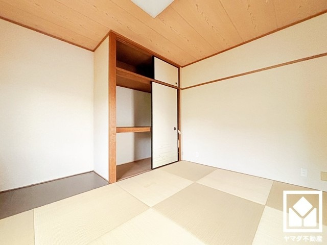 メゾンドール苦楽園の和室