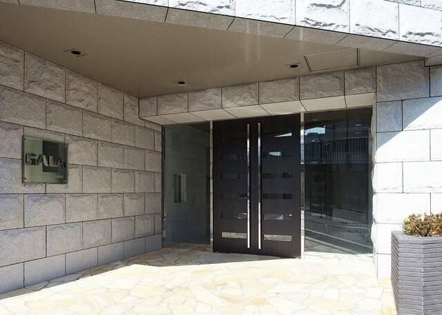 ガーラ・ステージ大塚駅前のエントランス