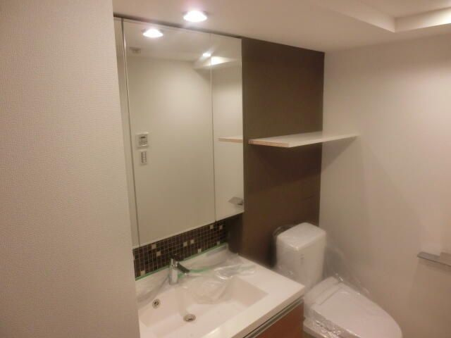 コートヒル本郷の洗面所