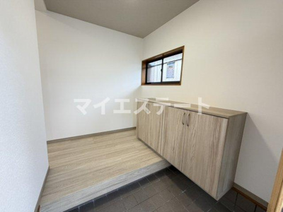 【玄関】 | 松江町戸建