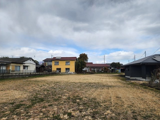 高崎市南新波町売土地の外観