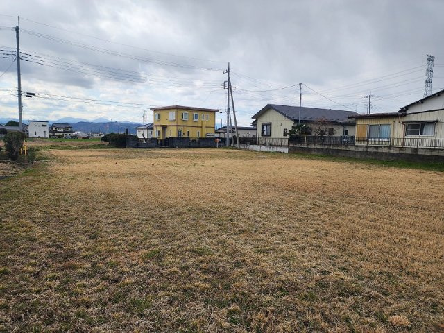 高崎市南新波町売土地の外観