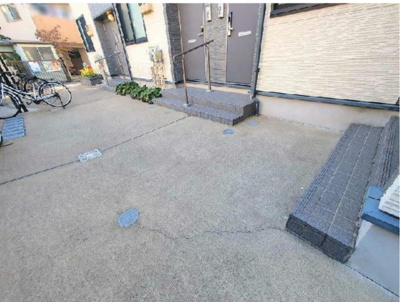 【エントランス】 | レオネクストKomiya