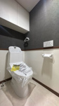 【トイレ】 | アンピール空港南☆仲介手数料無料☆ | 手洗い一体型のトイレは節水効果があり、環境にもお財布にも優しい人気のタイプです。もちろんウォシュレット機能も完備しています。