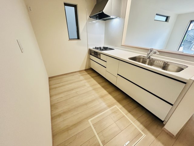 千葉市稲毛区宮野木町１５５１番のキッチン