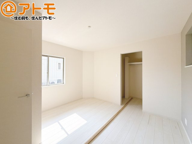 【子供部屋】 | 葵区古庄六丁目8期　新築戸建　全1棟 | お子様のお友達が遊びに来た時も、子供部屋があると楽しく過ごせますね♪