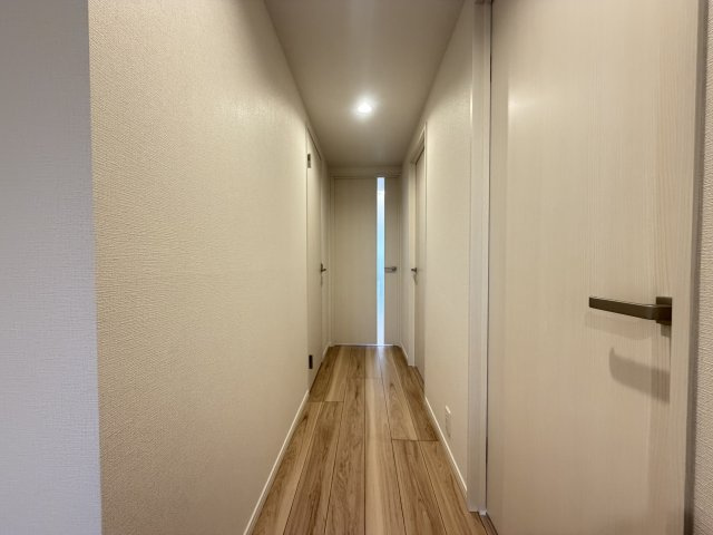 ロワール北千住の玄関