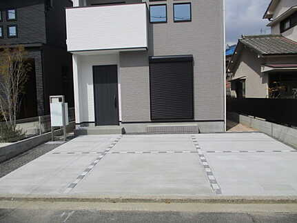佐伯区屋代１丁目の駐車場