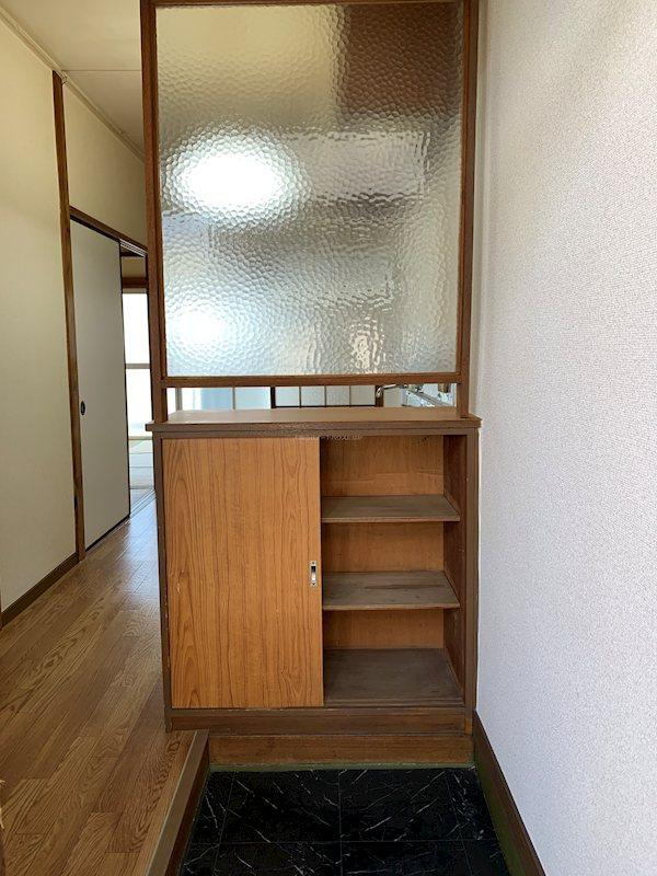 グリーンコーポの玄関|※写真は同タイプの別室のものです