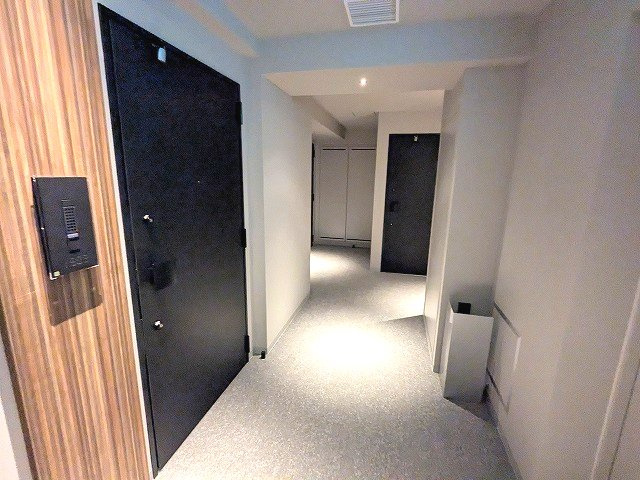 LEFOND PROGRES上野御徒町の設備|ホテルライクなプライバシーとセキュリティに重視した内廊下設計です