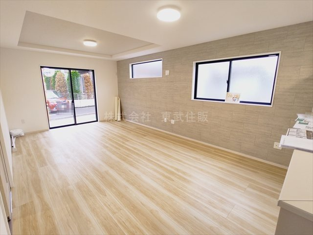 【居間・リビング】 | ふじみ野市亀久保２期　全１棟 | リビング