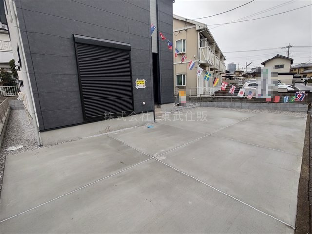 【駐車場】 | ふじみ野市亀久保２期　全１棟 | 並列2台駐車可能です