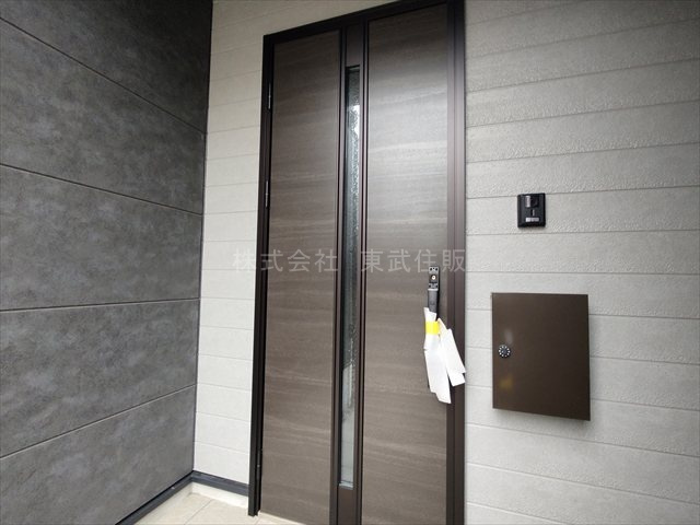 【構造・工法・仕様】 | ふじみ野市亀久保２期　全１棟 | 毎日通る玄関はこちらです