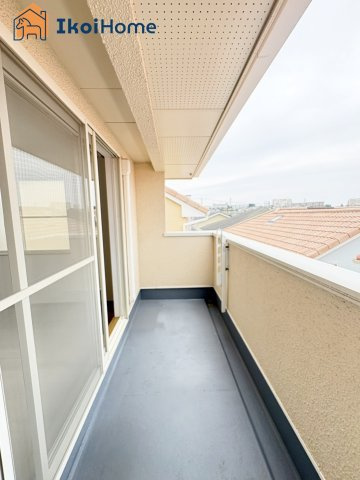 明石市朝霧台　中古戸建のバルコニー|【ホームページに現地動画掲載中】●年中無休：当日予約可●南側2面バルコニーです。洗濯物もよく乾きます