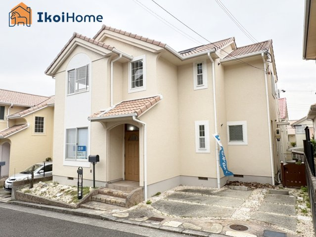明石市朝霧台　中古戸建の駐車場|【ホームページに現地動画掲載中】●年中無休：当日予約可●駐車場並列2台可能！大蔵谷インター車で3分！